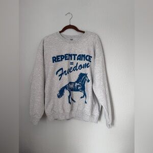 HWLF He Would Love First Repentance = Freedom Horse Graphic Crewneck Sweatshirt
